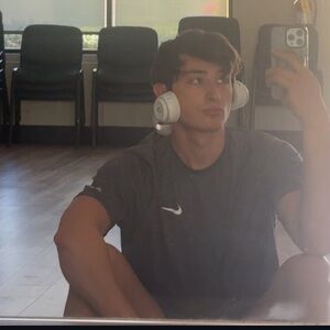 NIKE SWIM MEN T SHIRT DRI FIT Heathered Short Sleeve GREY UPF 40+ SWIMMING SURF